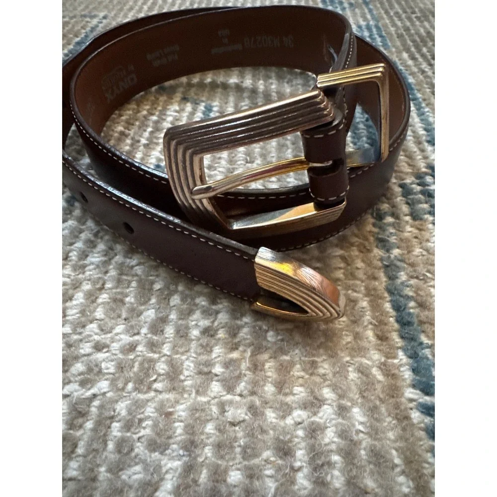 Onyx by Brighton Mens Brown Leather Belt 34 M30278 Handcrafted USA Silver Buckle